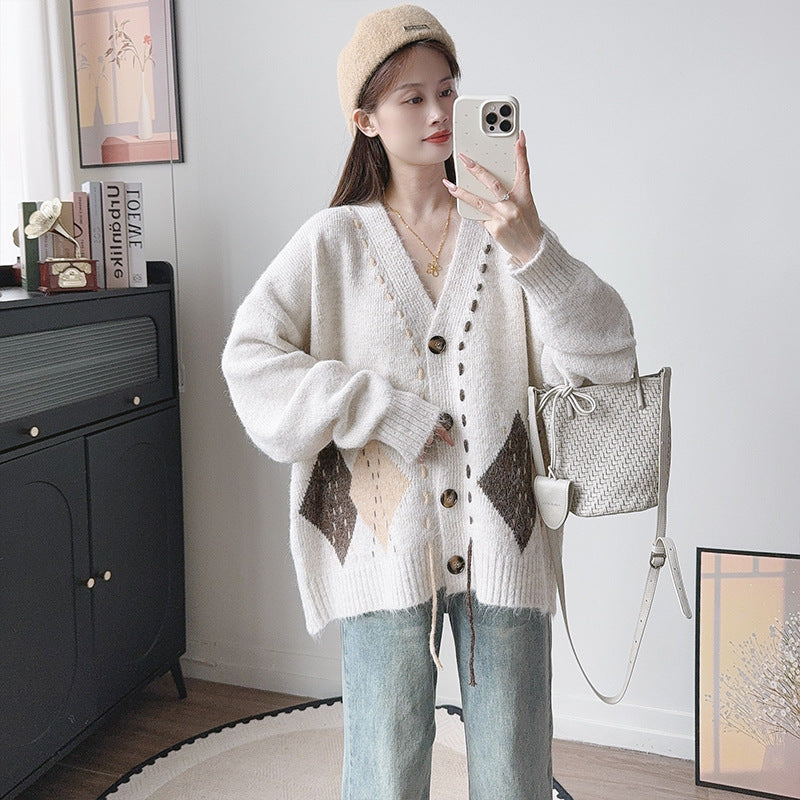 Color blocking diamond grid loose V-neck sweater