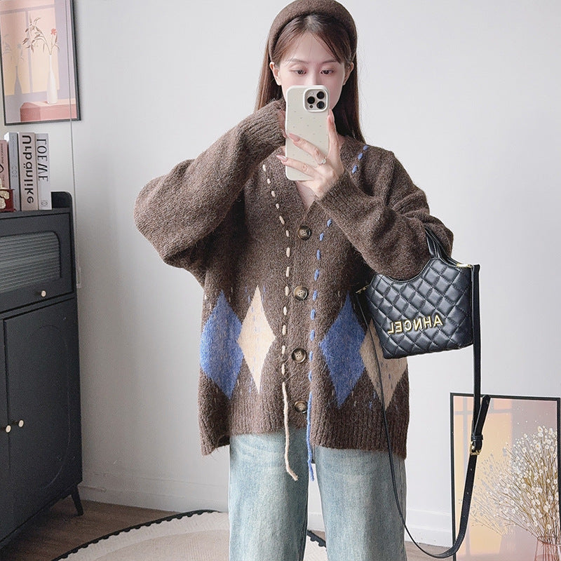 Color blocking diamond grid loose V-neck sweater